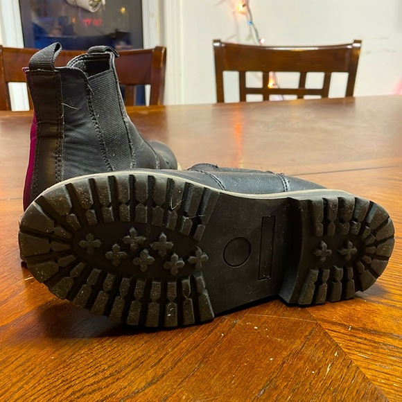 BLACK SHORT BOOTS STREETWEAR SOCIETY - Picture 2 of 2